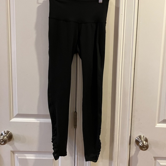 Yoga pants - Picture 5 of 7